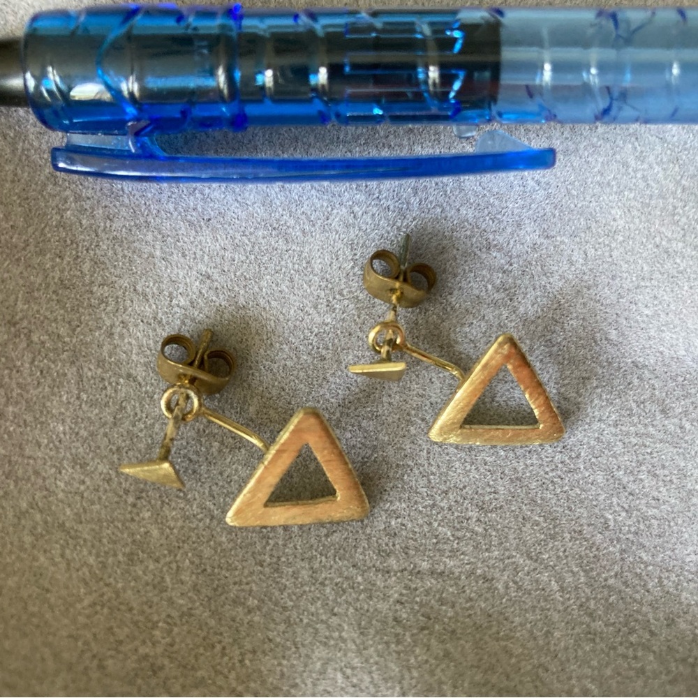 Double triangle post earrings